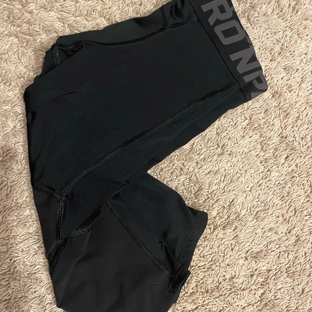 Nike Pro.  Youth 3/4 Tights.  Like new.
